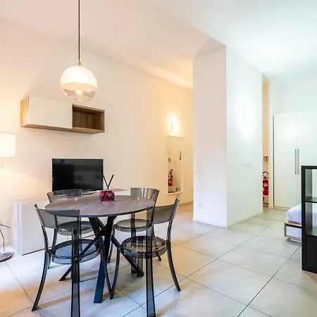 Centro - Moderno Per 4 Persone * Bologna