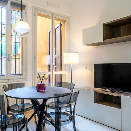 Centro - Moderno Per 4 Persone * Bologna