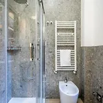 Appartamento Centro - Moderno Per 4 Persone *