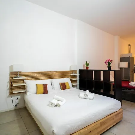 Centro - Moderno Per 4 Persone 公寓