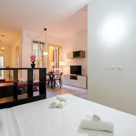 Centro - Moderno Per 4 Persone 公寓 *